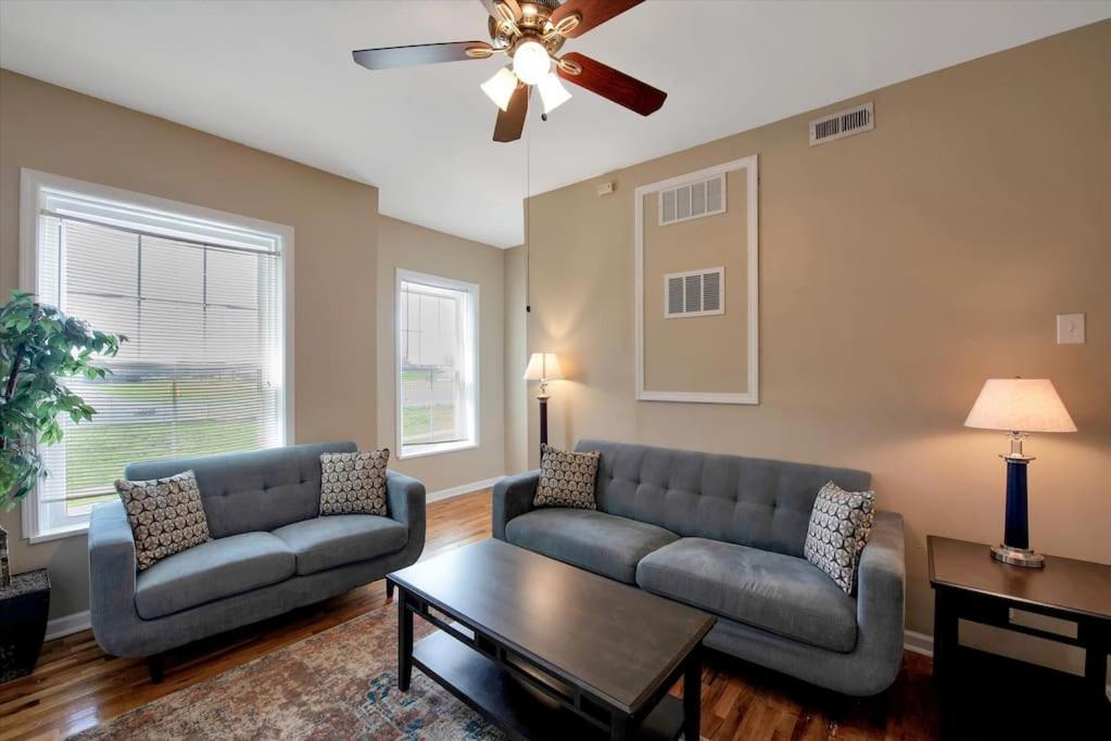 Lovely Unit In Historic Sw Garden - 3 Queen Beds Holiday home Clifton Heights
