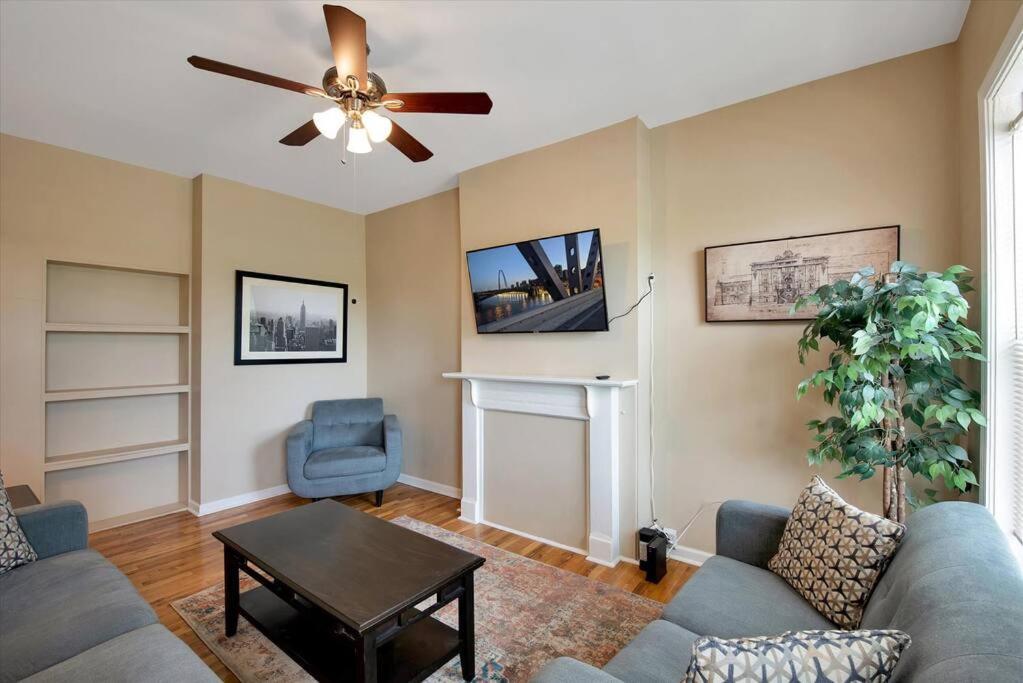 Lovely Unit In Historic Sw Garden - 3 Queen Beds *