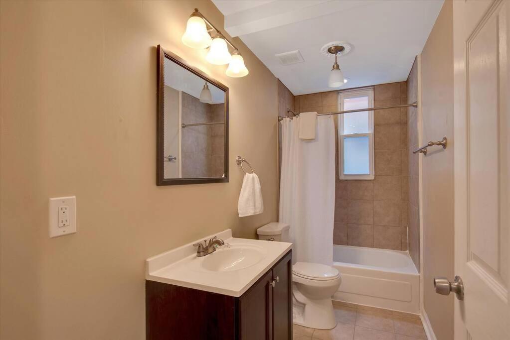 Holiday home Lovely Unit In Historic Sw Garden - 3 Queen Beds Clifton Heights